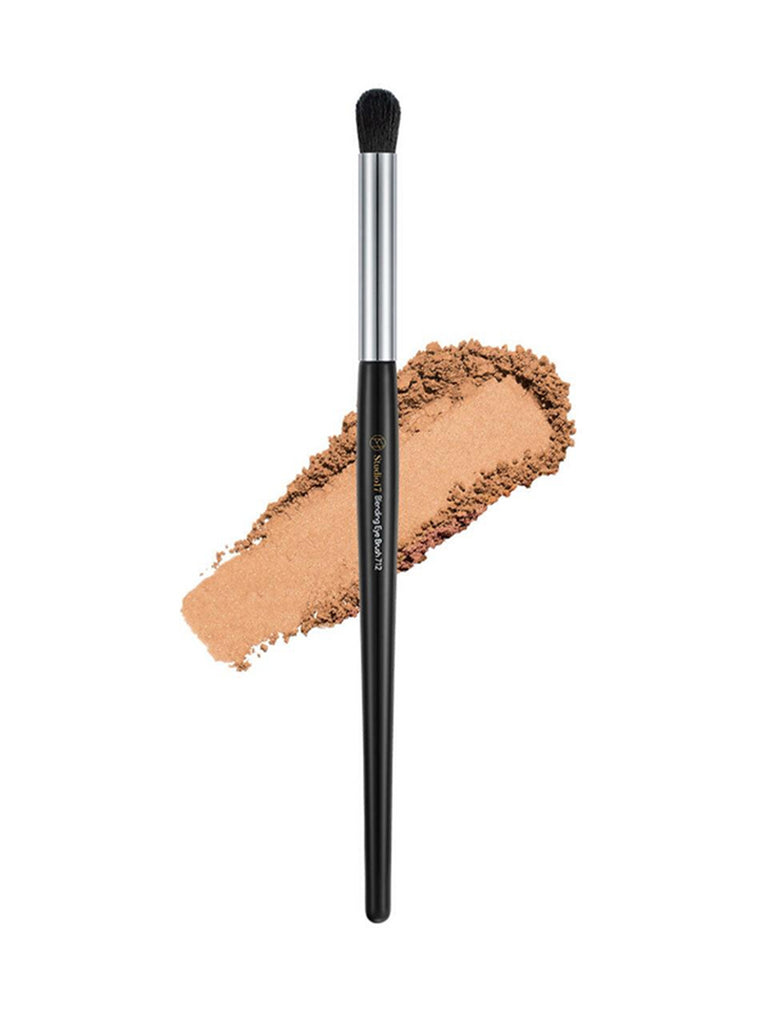 Studio 17 Blending eye brush 712