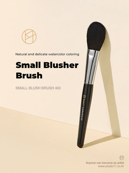 Studio 17 Small blush brush 463