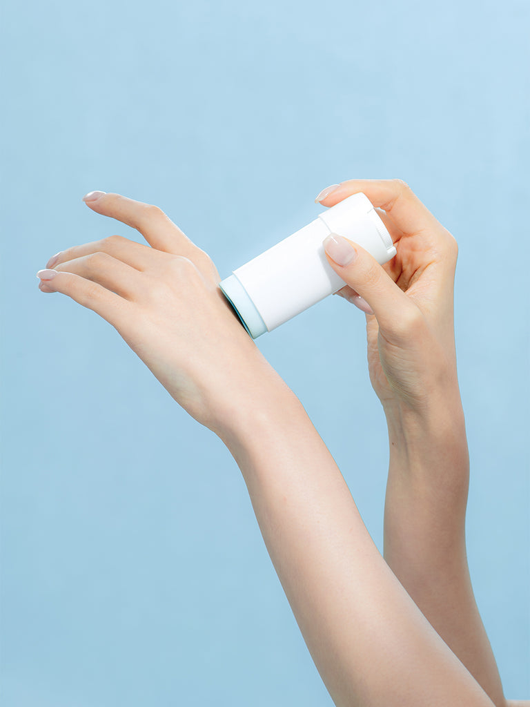 BOM WATER BOMB SUN STICK