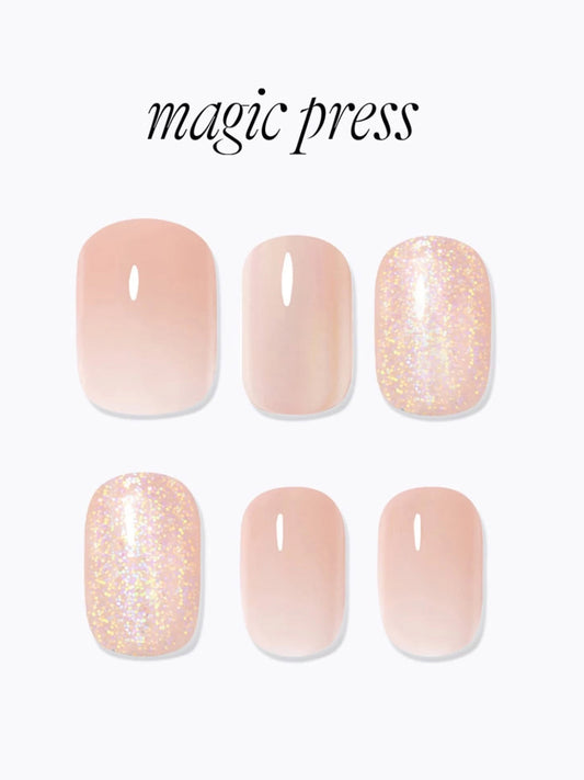 DASHING DIVA MAGICPRESS Silky Blush