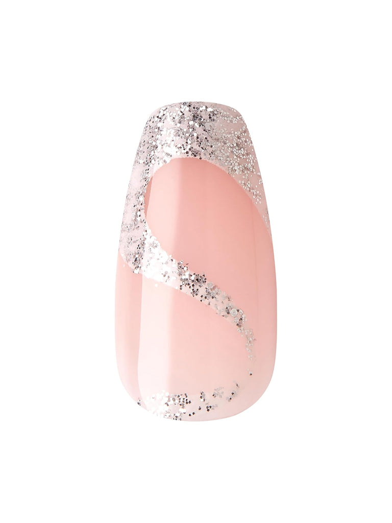 KISS VOGUISH FANTASY NAILS ON POINT KU51V01