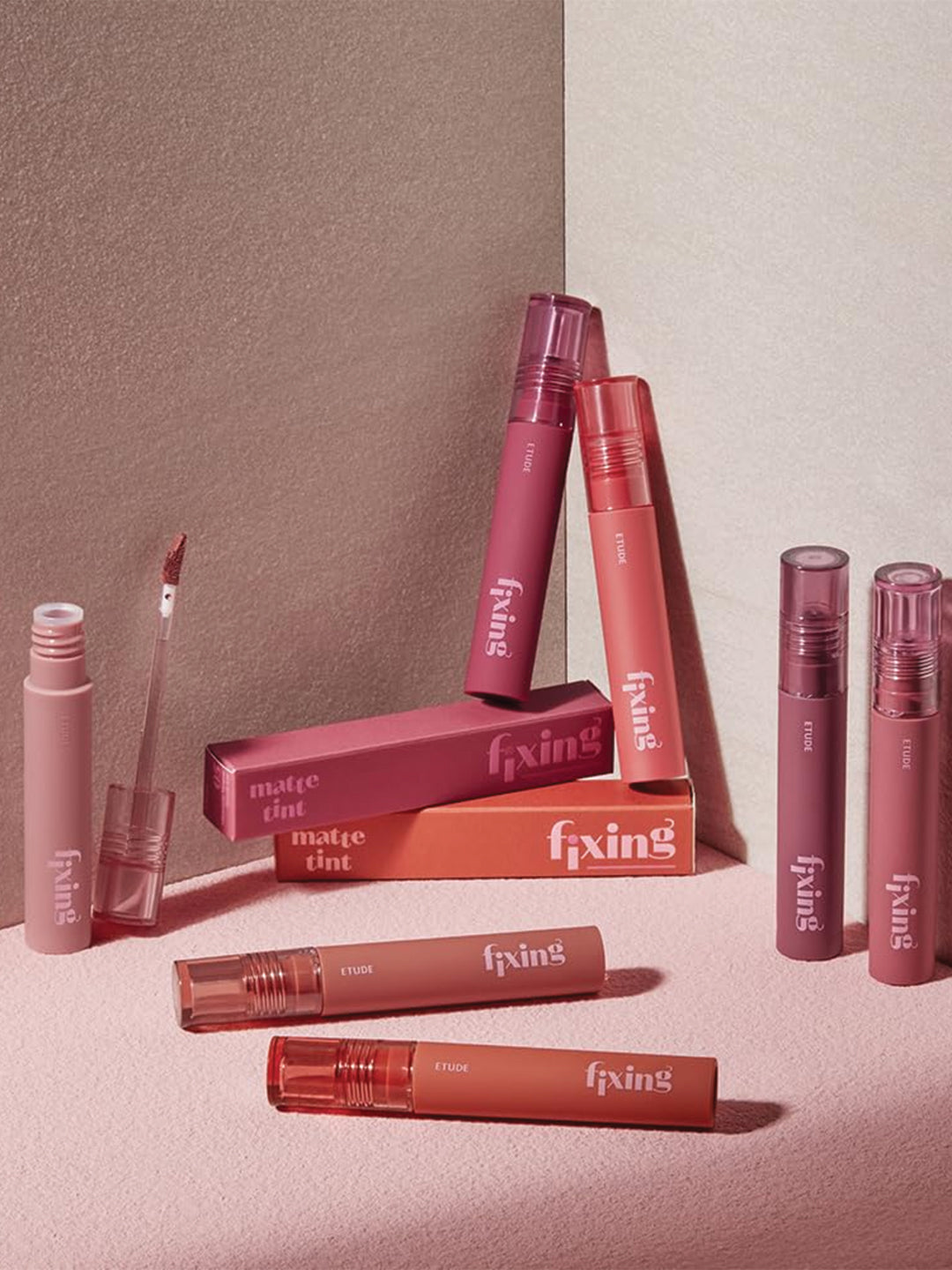 ETUDE Fixing Tint #18 Cool Pink on Top