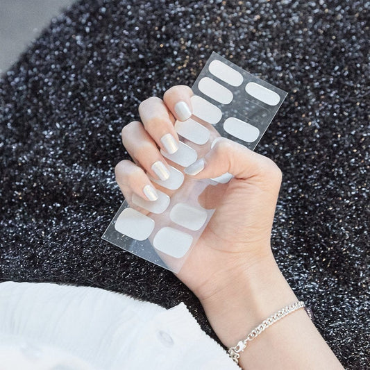 Dashing Diva Glaze Silver Mirror