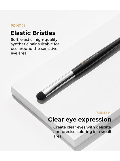 Studio 17 Spot concealer brush 474