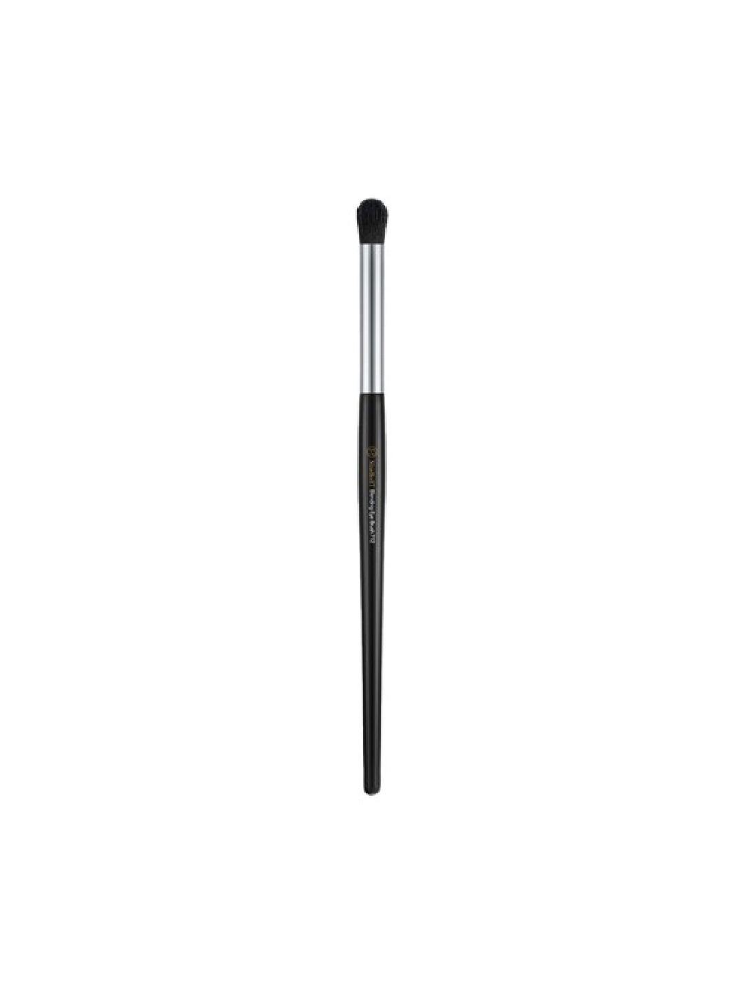 Studio 17 Base eyeshadow brush 711