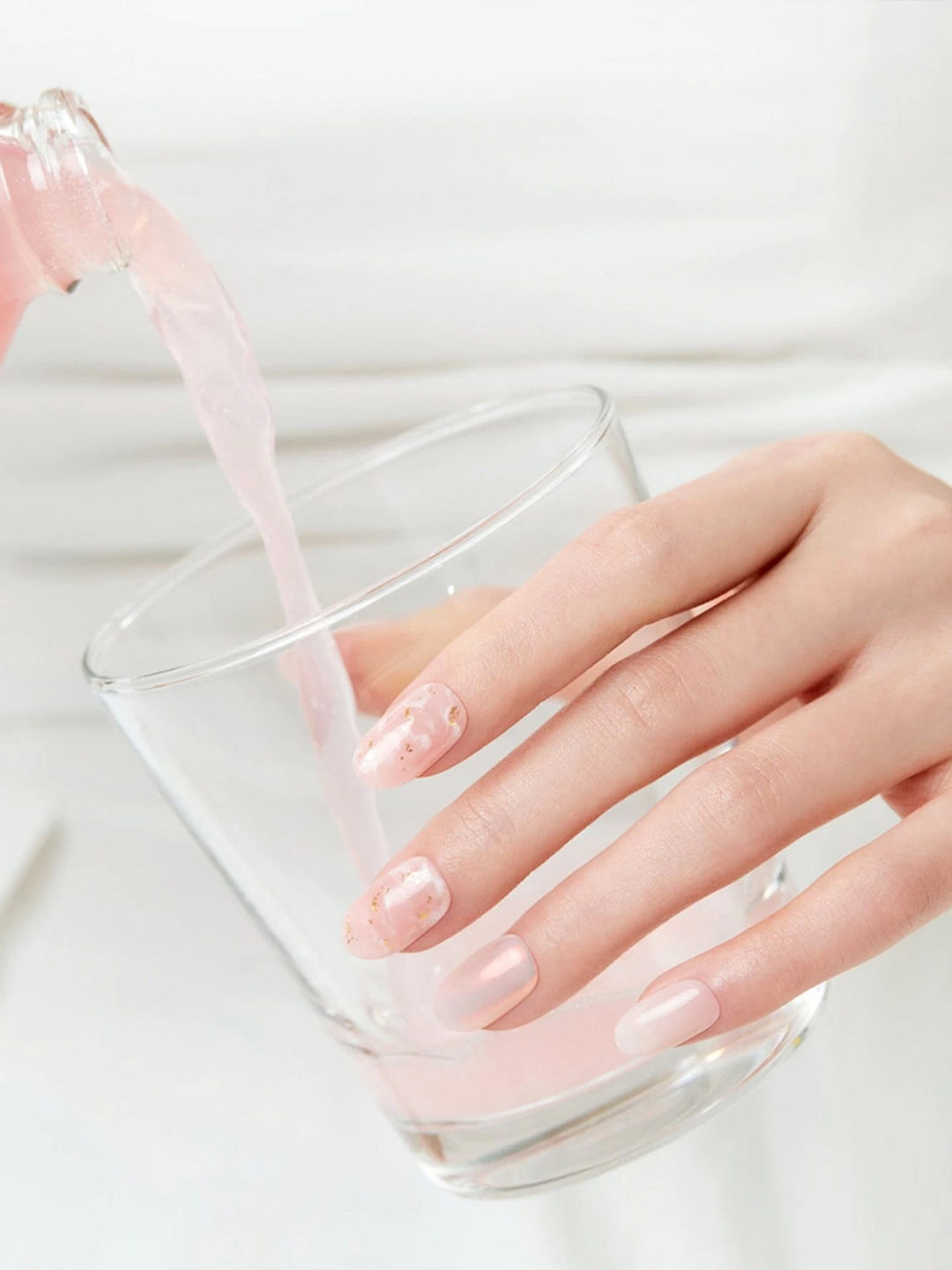 DASHING DIVA MAGICPRESS Marble Mirror