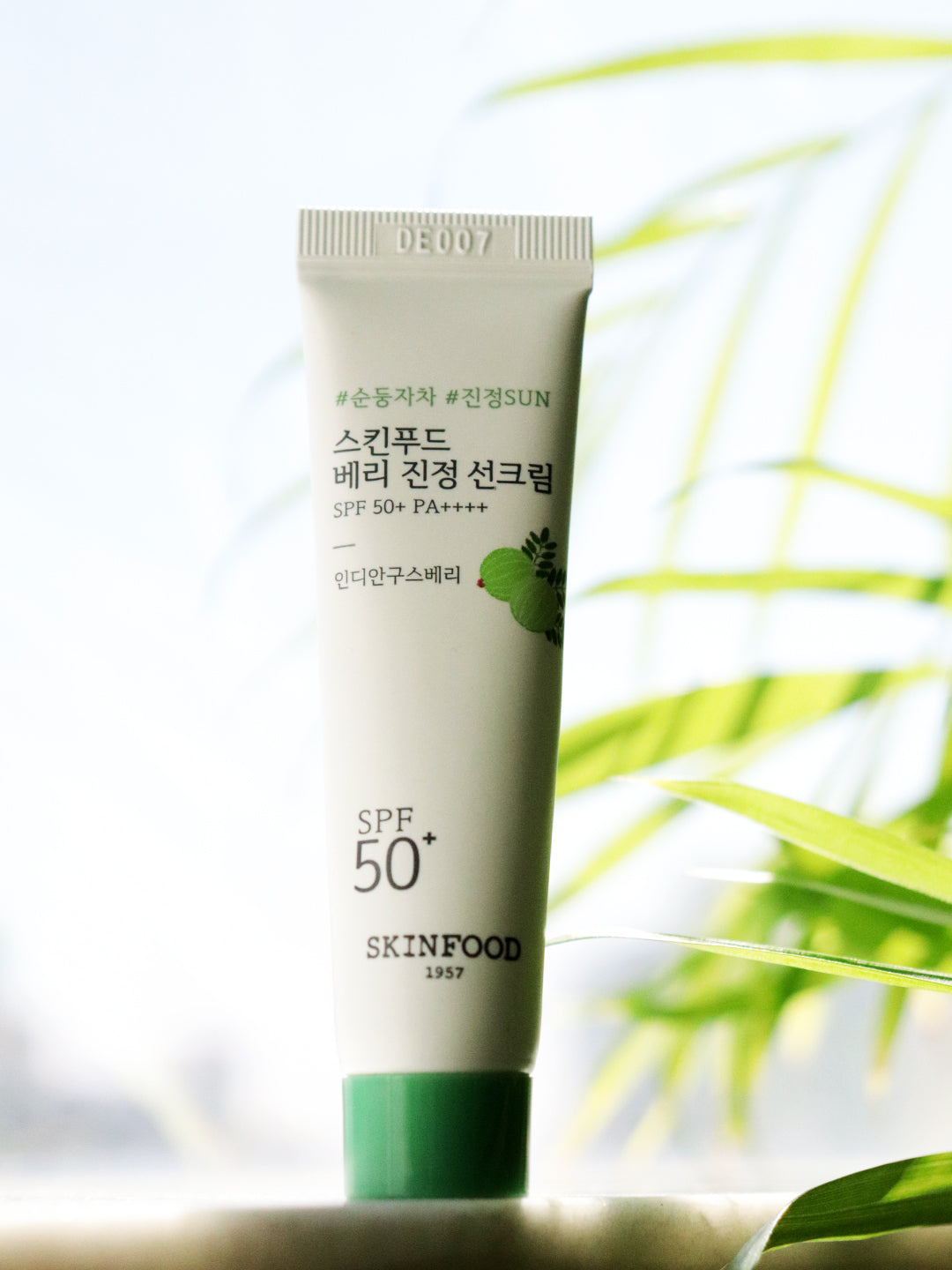 SKINFOOD BERRY SOOTHING SUN CREAM 15 ml