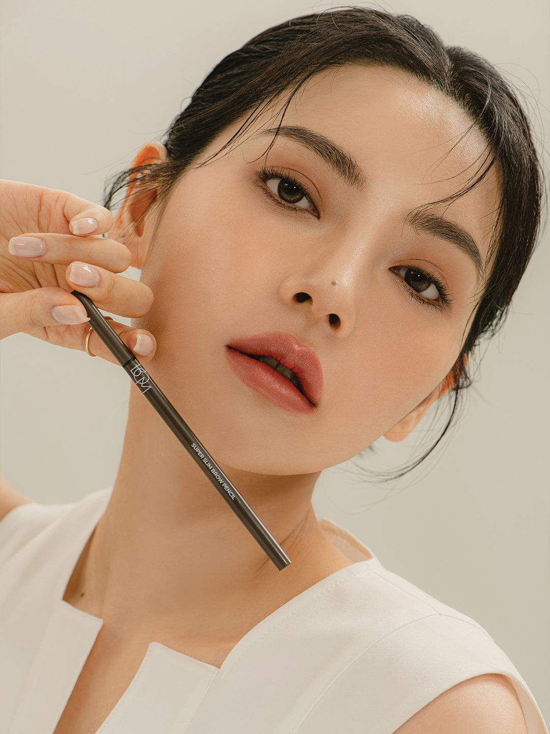 B.O.M SUPER SLIM EYEBROW