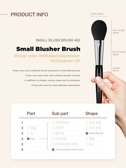 Studio 17 Small blush brush 463