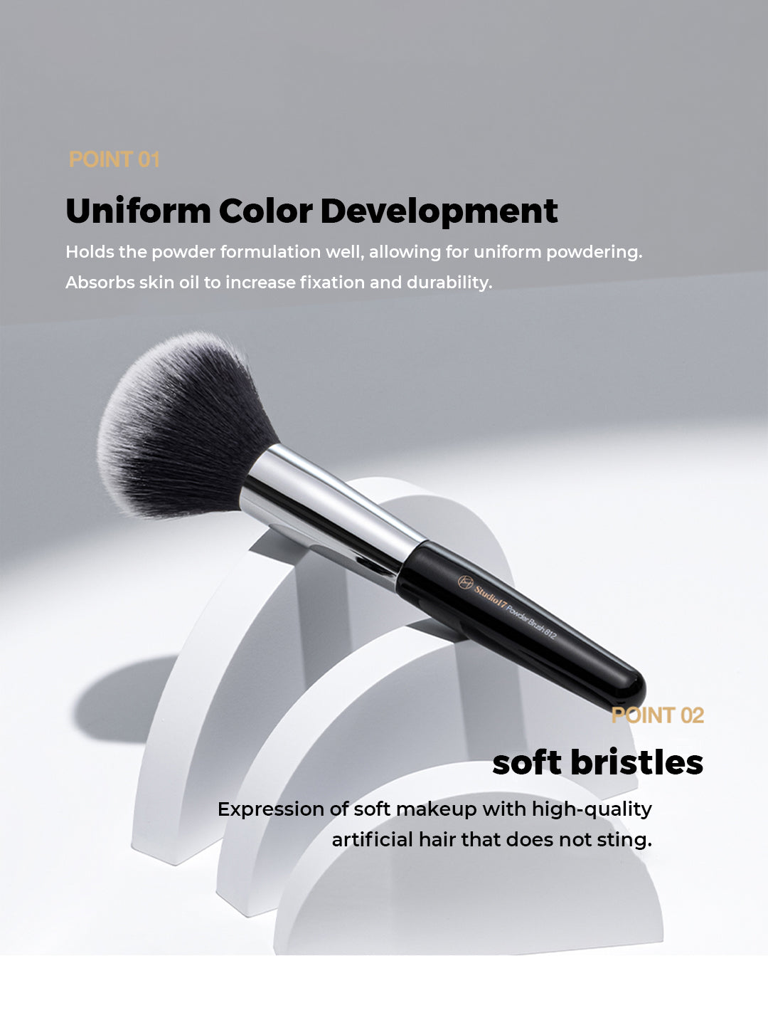 Studio 17 Powder brush 812