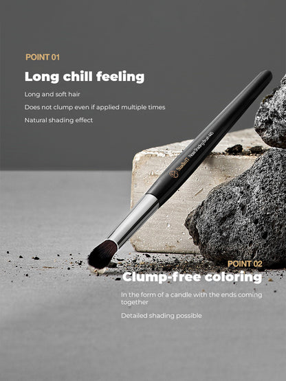 Studio 17 Nose shading brush 445