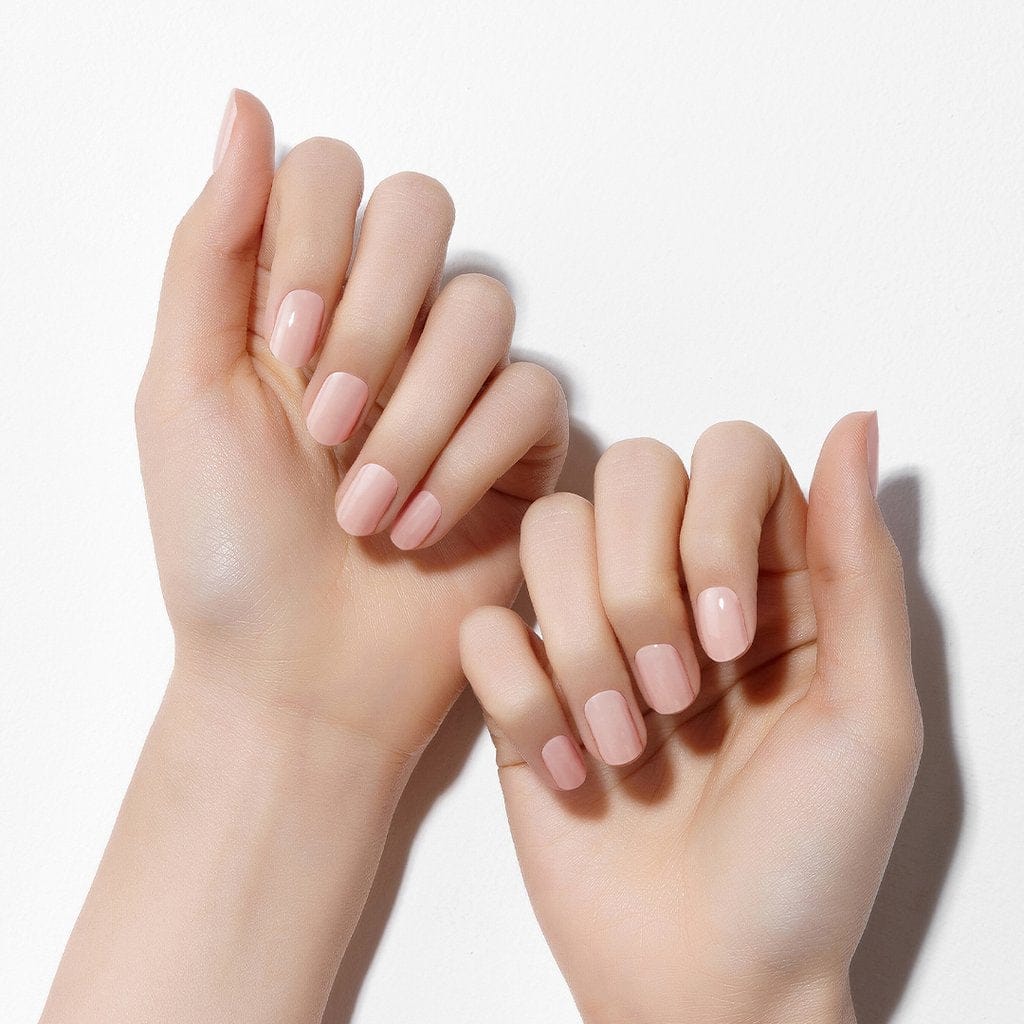 Dashing Diva Glaze Pale Beige 2