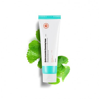 A'pieu MADECASSOSIDE CLEANSING FOAM (130ml)